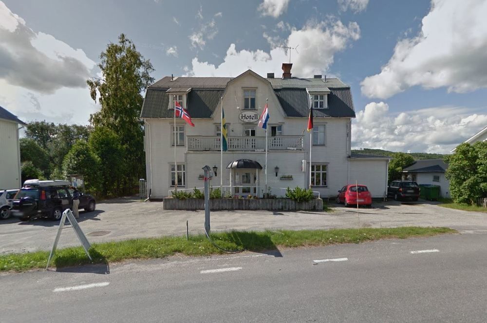 Hotell Restaurang Naemforsen Nasaker ภายนอก รูปภาพ