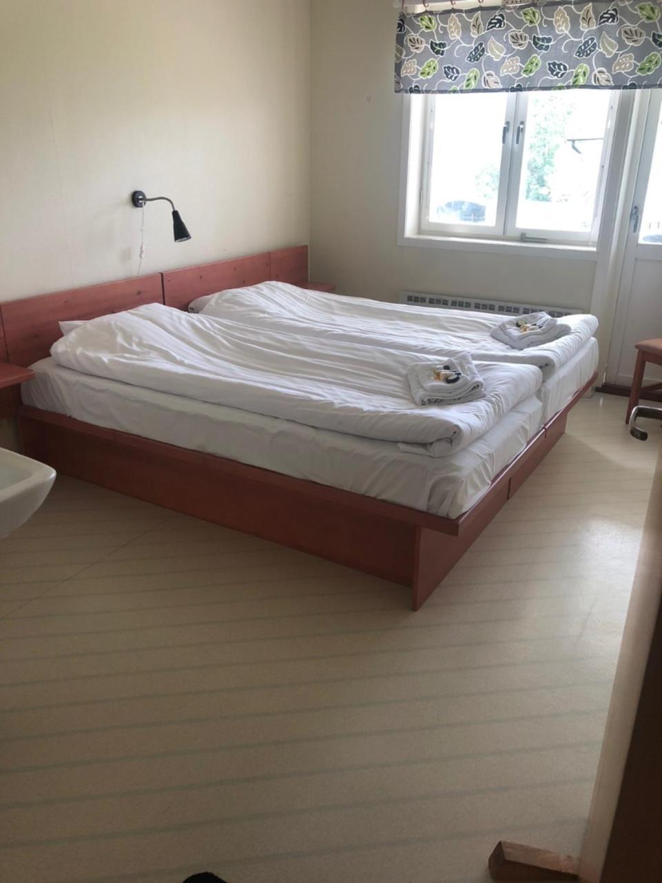 Hotell Restaurang Naemforsen Nasaker ภายนอก รูปภาพ