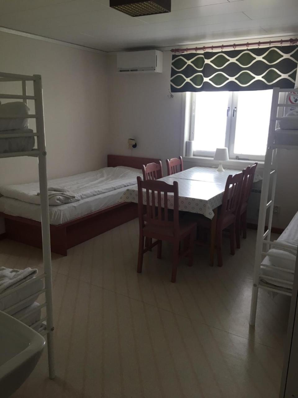 Hotell Restaurang Naemforsen Nasaker ภายนอก รูปภาพ