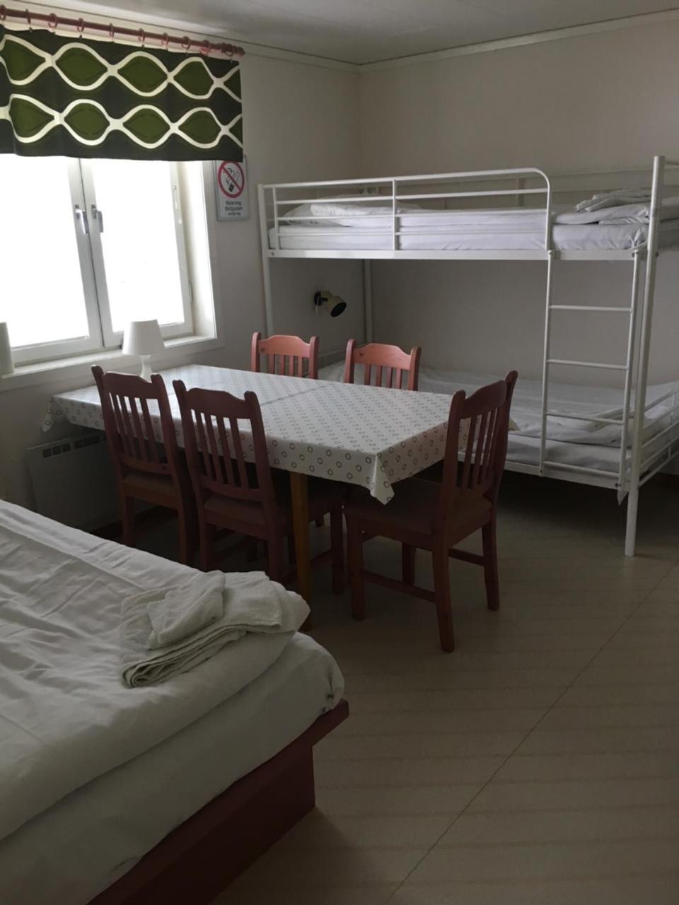Hotell Restaurang Naemforsen Nasaker ภายนอก รูปภาพ
