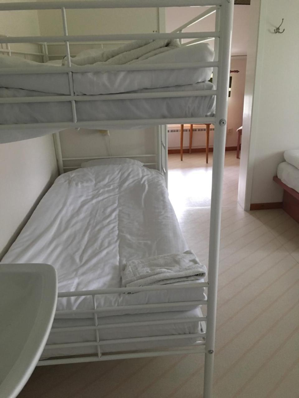Hotell Restaurang Naemforsen Nasaker ภายนอก รูปภาพ